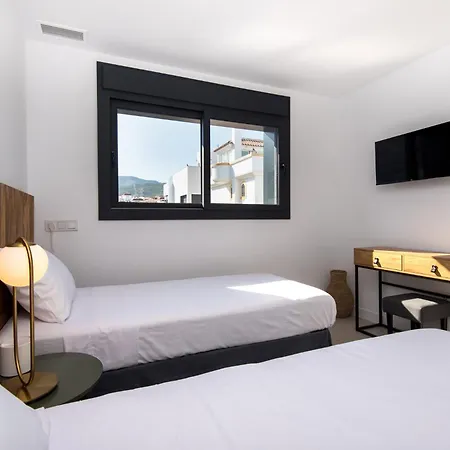 Delsol - Modern Private Pool Short Walk To * Torremolinos