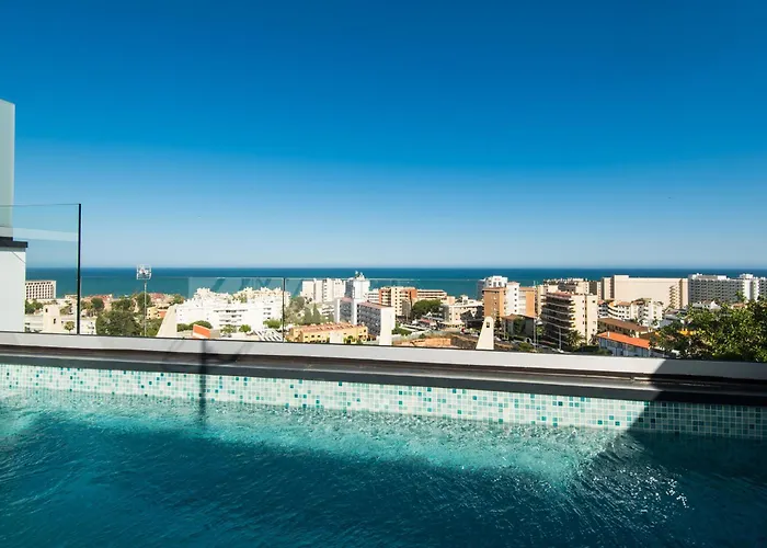 Delsol - Modern Private Pool Short Walk To * Torremolinos