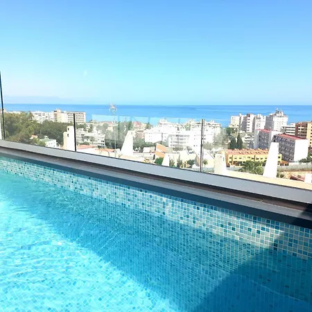 Villa Delsol - Modern Private Pool Short Walk To Torremolinos
