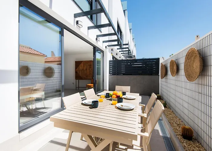 Villa Delsol - Modern Private Pool Short Walk To *