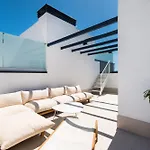 Delsol - Modern Private Pool Short Walk To Torremolinos