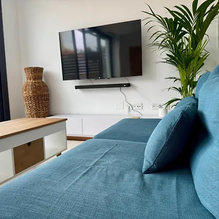 Delsol - Modern Private Pool Short Walk To Torremolinos